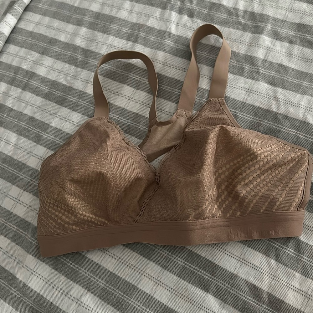 LULULEMON BRA